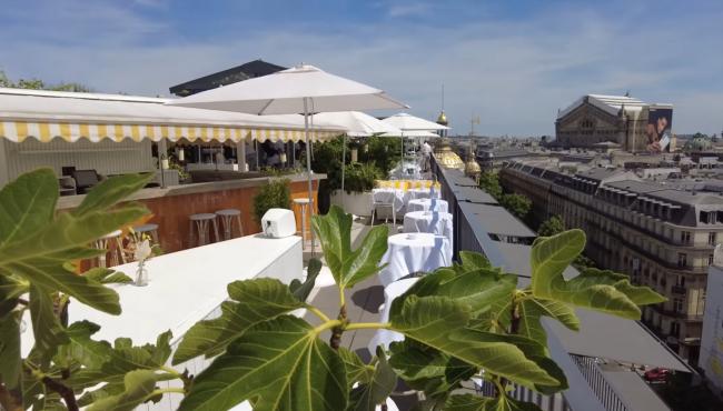 Looking for a rooftop in Paris? Here are our adresses!